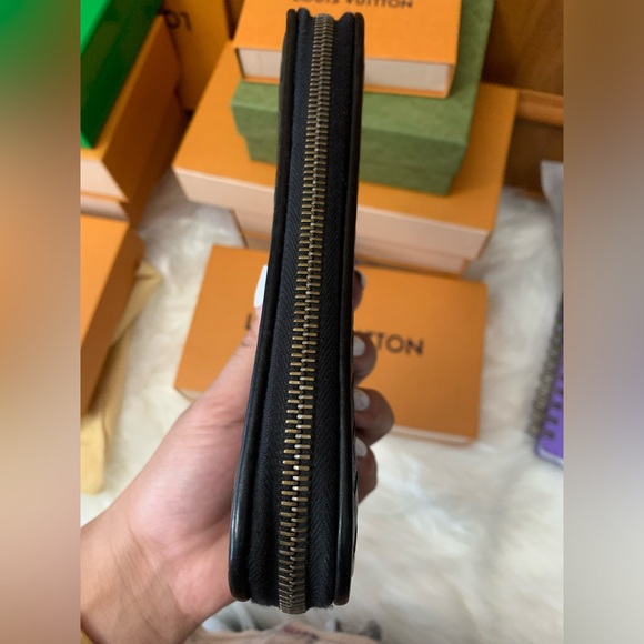 Sale❌❌❌❌Bottega Veneta Intrecciato Zip Around Long Wallet 🖤🖤🖤 - Picture 6 of 16